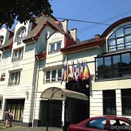 Elite Hotel Oradea Exterior foto