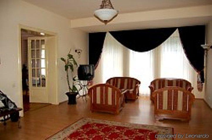 Elite Hotel Oradea Habitación foto